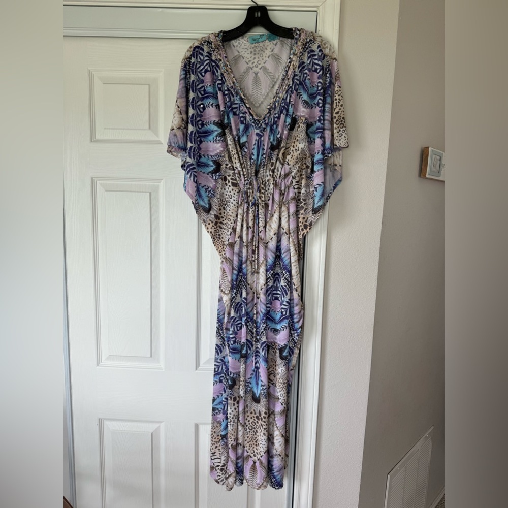 Letarte Gorgeous caftan cover up dress - Small / Medium